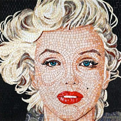 MARILYN INTENSE