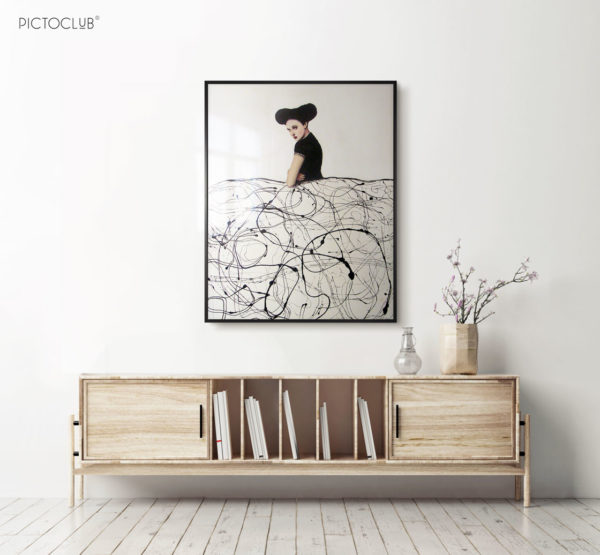 PICTOCLUB Painting Photographs - BLACK AND WHITE MENINA - Alfredo Palmero