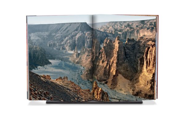 PICTOCLUB Books - Al_Ula-XL - Assouline