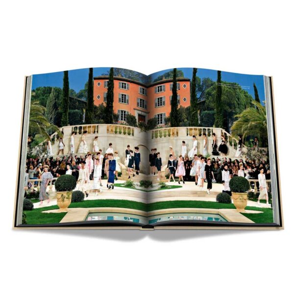 PICTOCLUB Books - CHANEL - Assouline